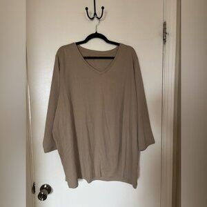 ‼️New KIM ROGERS Casual V-Neck Tan Top